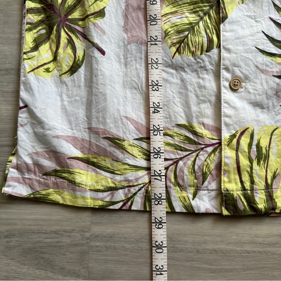 Men's 28 Palms White Floral Short Sleeve Button Up Size Small - Picture 6 of 8